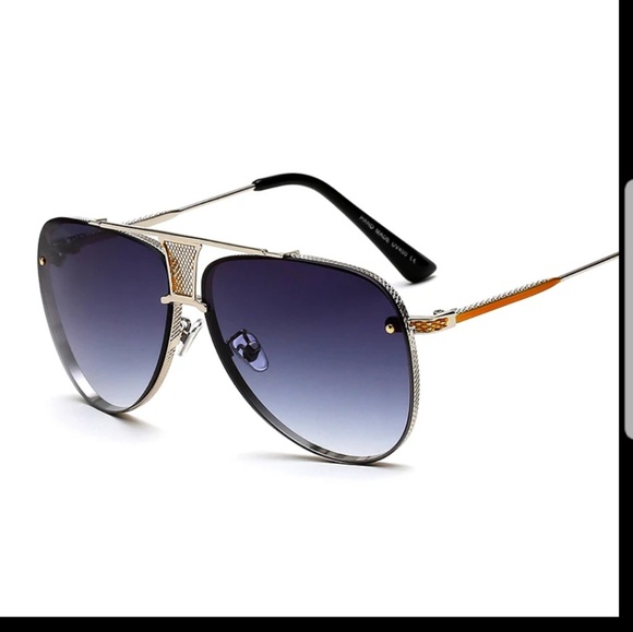 Luxury Oversized Aviators - Picture 5 of 7